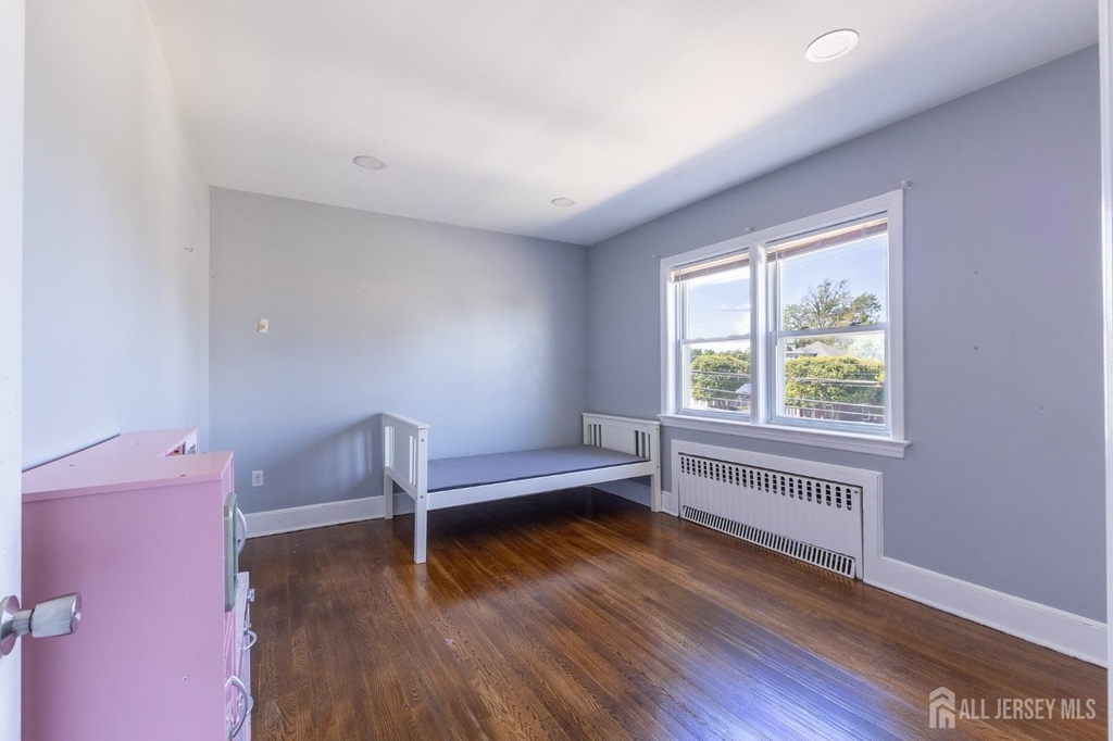 187 Main Street - Photo 15