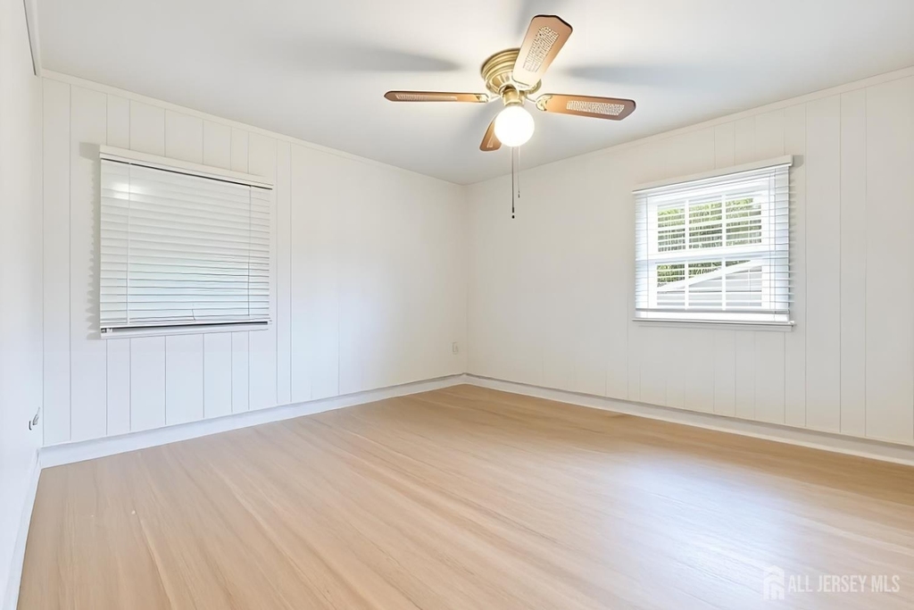 518 Orchard Place - Photo 6