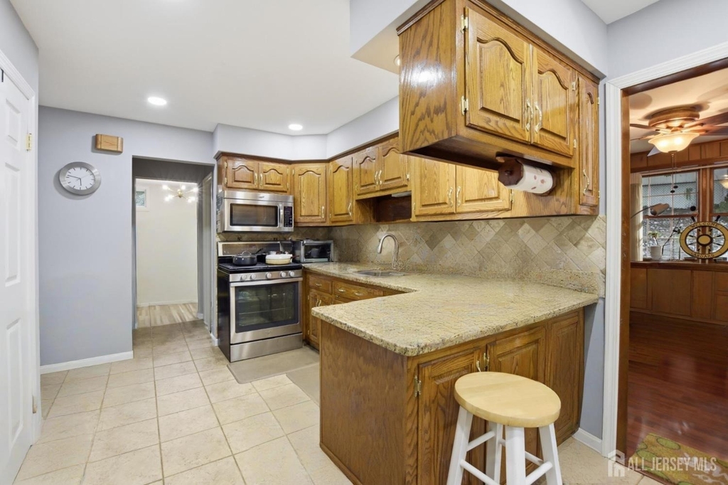518 Orchard Place - Photo 19