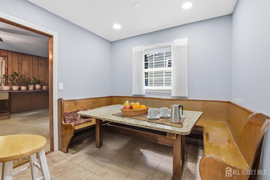 518 Orchard Place - Photo 18