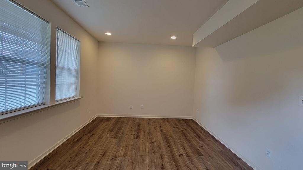 39 Stafford Place - Photo 30