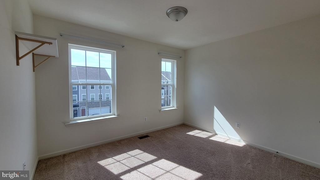 39 Stafford Place - Photo 28