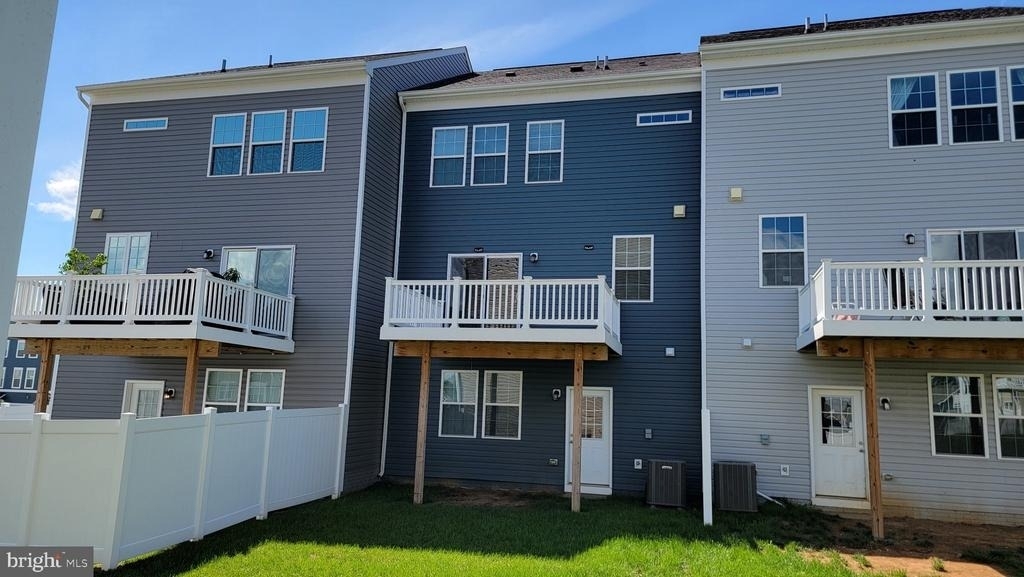 39 Stafford Place - Photo 3