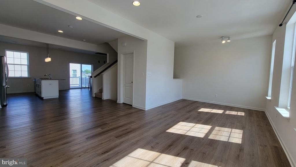 39 Stafford Place - Photo 9