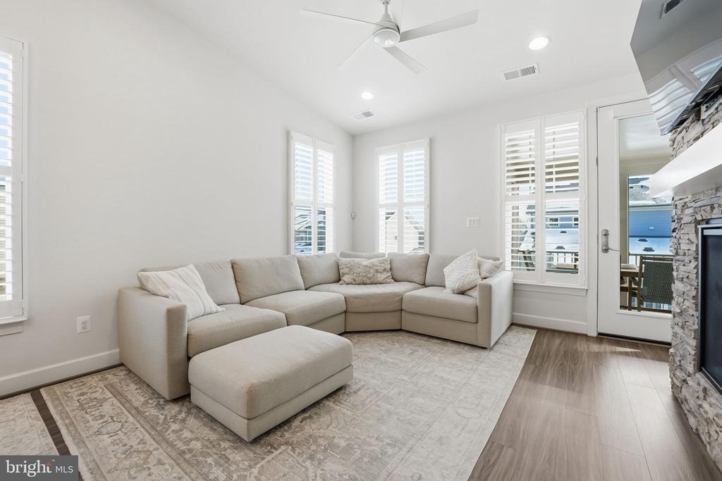 151 Windflower Way - Photo 15