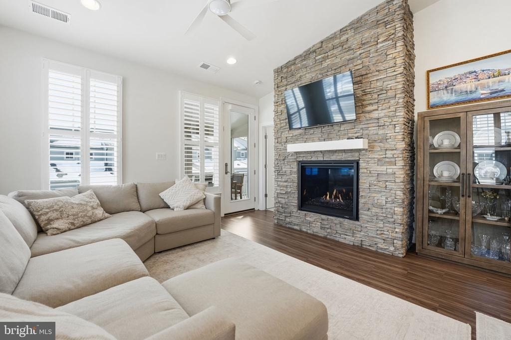 151 Windflower Way - Photo 17