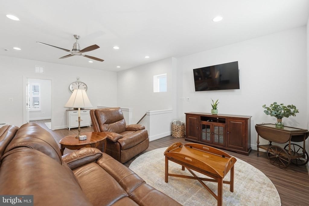 151 Windflower Way - Photo 32
