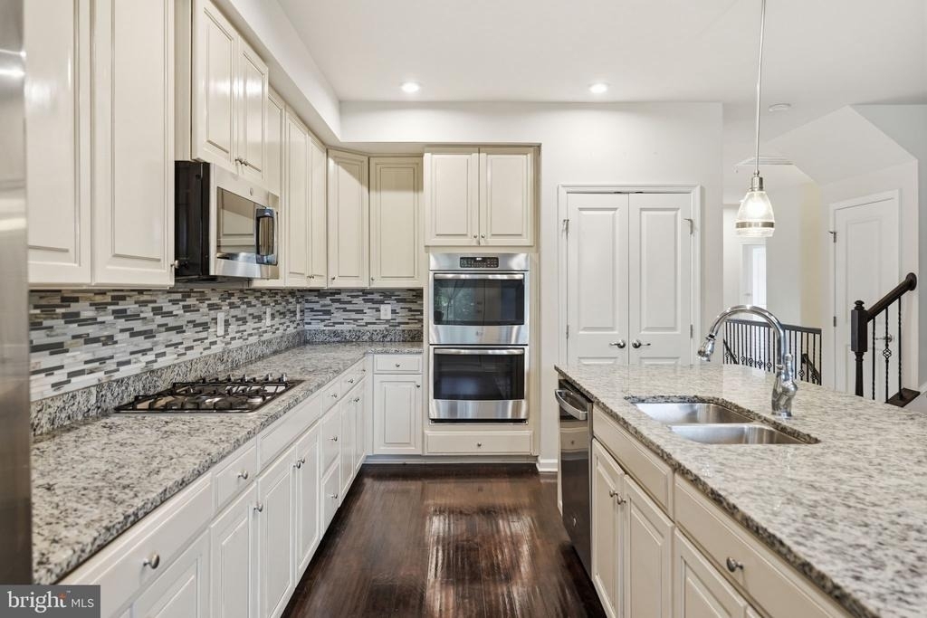 3634 Briarwood Drive - Photo 6