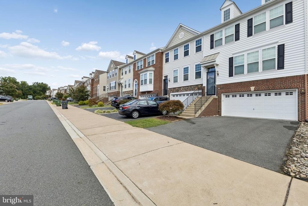 16655 Danridge Manor Drive - Photo 1