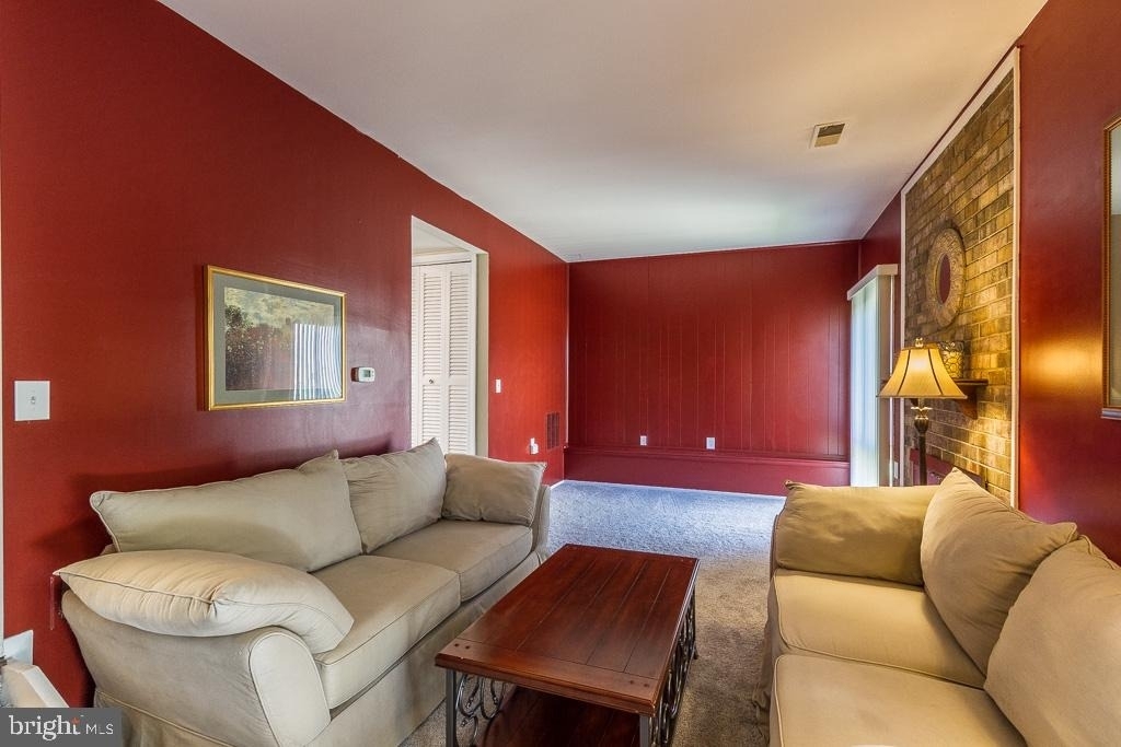 12709 Kingsbury Court - Photo 8