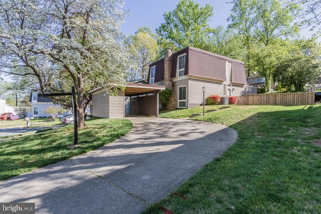 12709 Kingsbury Court - Photo 0