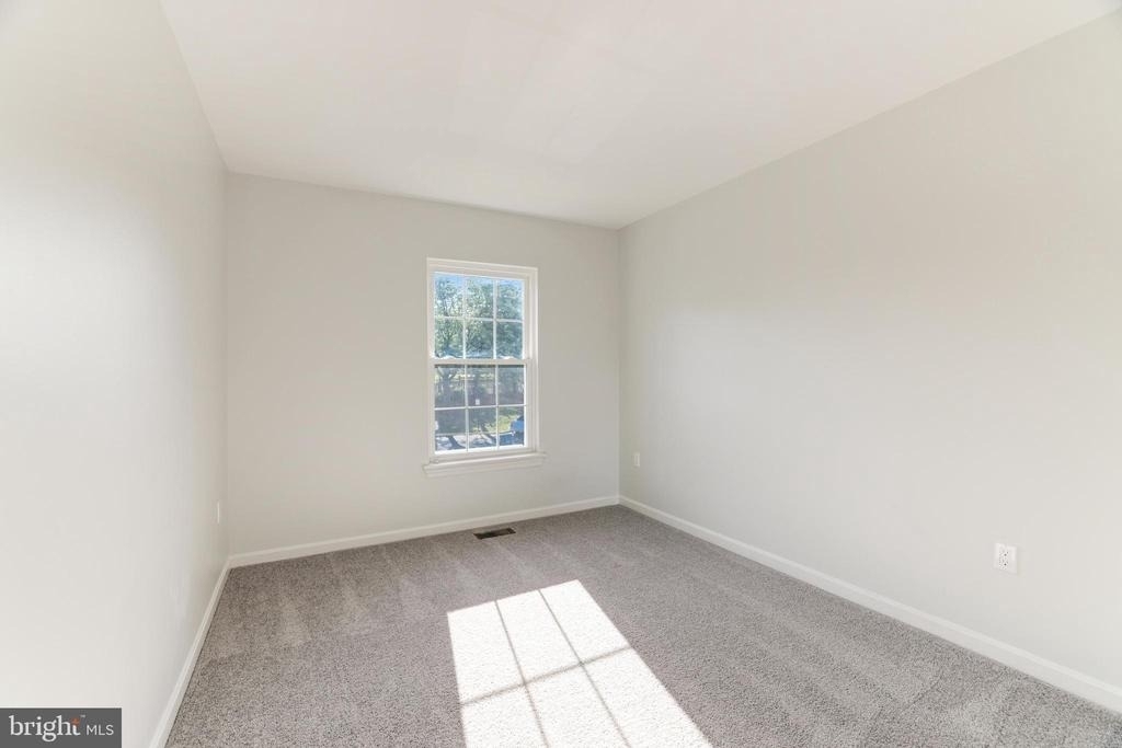 1883 Inglebrook Drive - Photo 33