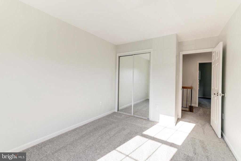 1883 Inglebrook Drive - Photo 34