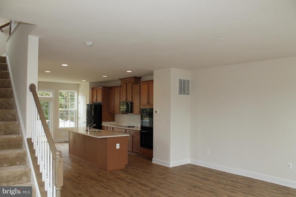 10665 Hinton Way - Photo 2