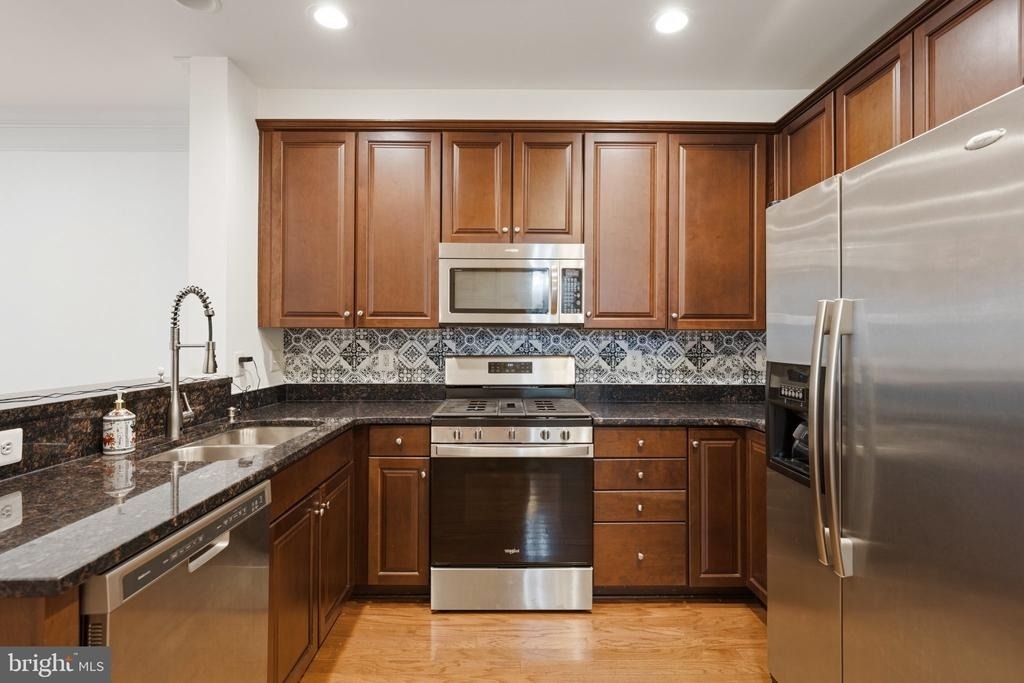 15259 Leicestershire Street - Photo 7