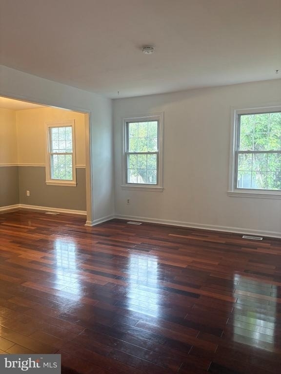 9524 Covington Place - Photo 6