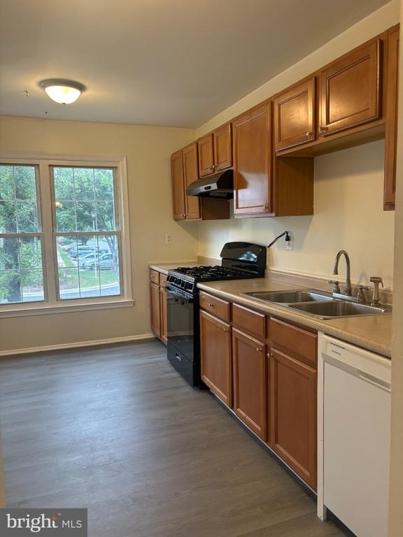 9524 Covington Place - Photo 11