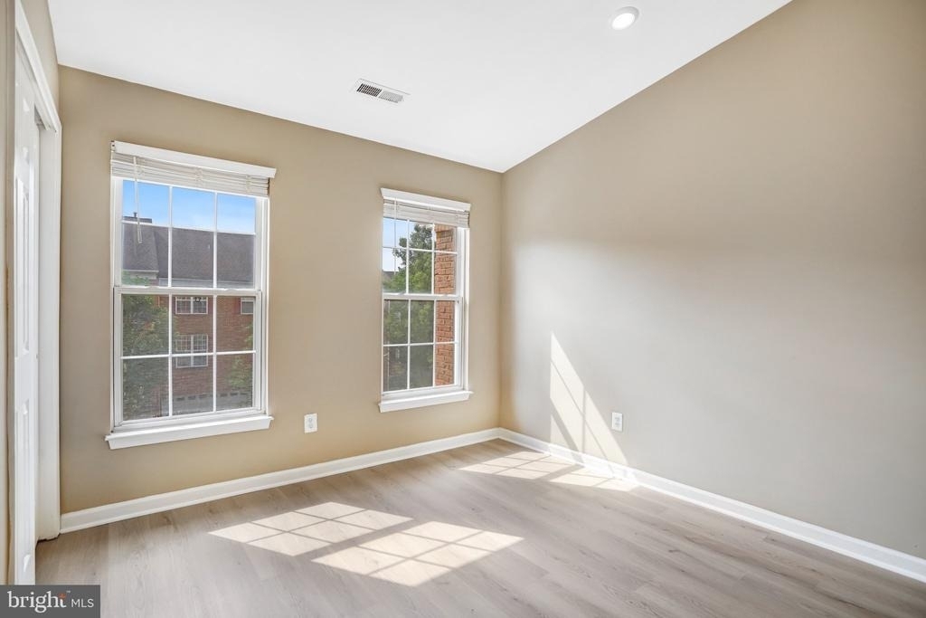 21365 Hansberry Terrace - Photo 30