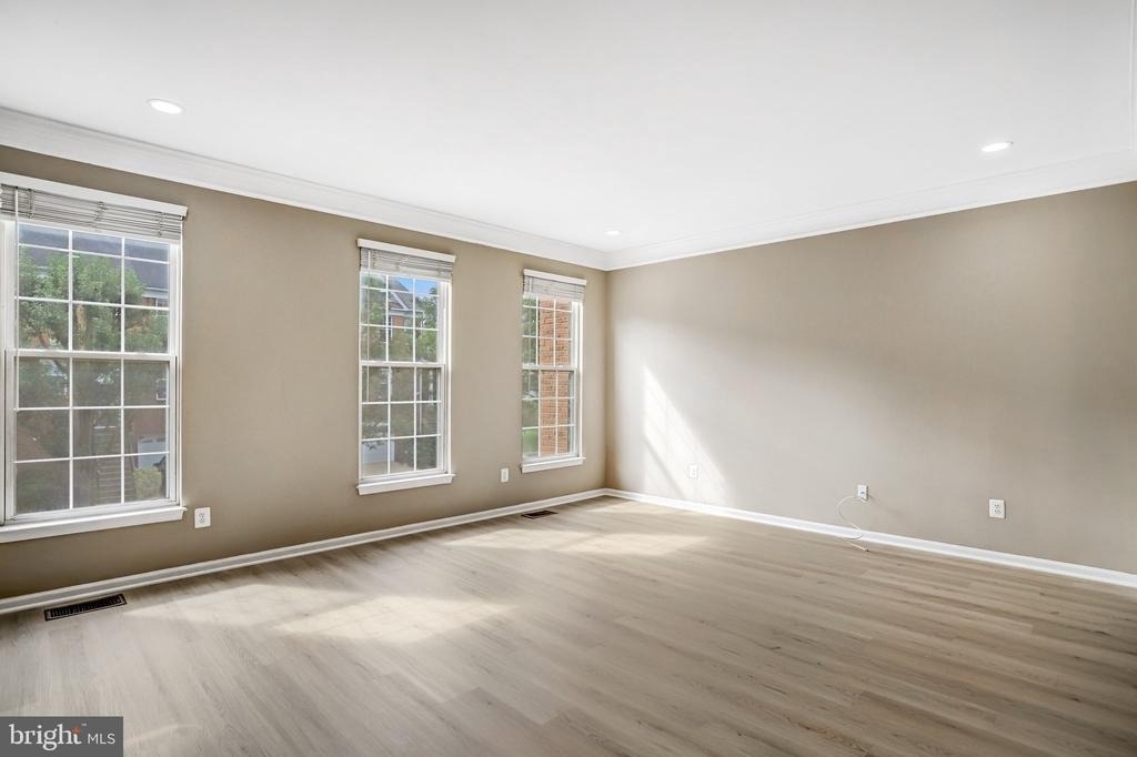 21365 Hansberry Terrace - Photo 6