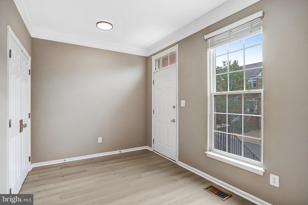 21365 Hansberry Terrace - Photo 4