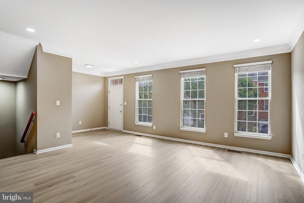 21365 Hansberry Terrace - Photo 5