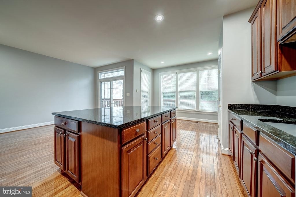 42988 Mill Race Terrace - Photo 14