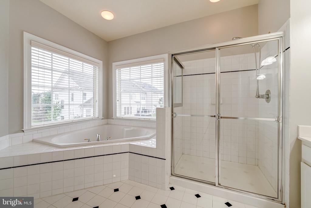 42988 Mill Race Terrace - Photo 25