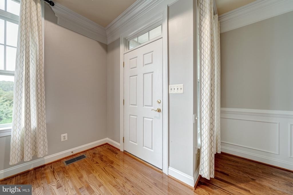 42988 Mill Race Terrace - Photo 3