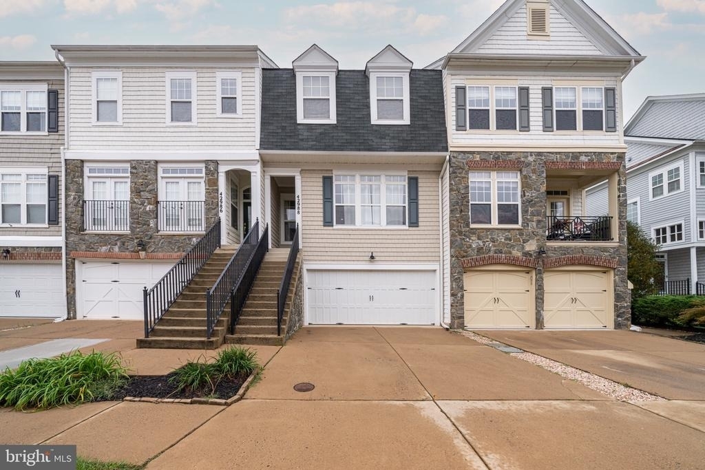 42988 Mill Race Terrace - Photo 0