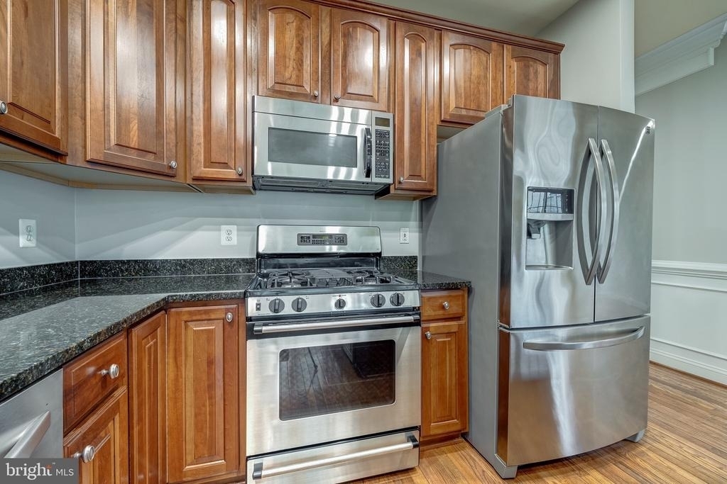 42988 Mill Race Terrace - Photo 11