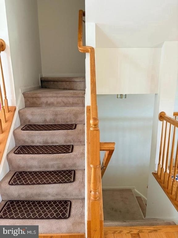 21784 Oakville Terrace - Photo 11