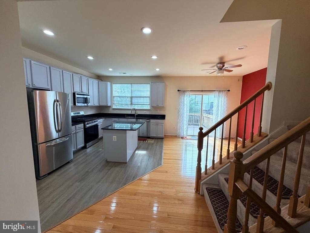 21784 Oakville Terrace - Photo 5