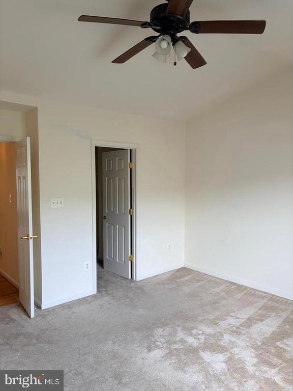 21784 Oakville Terrace - Photo 15