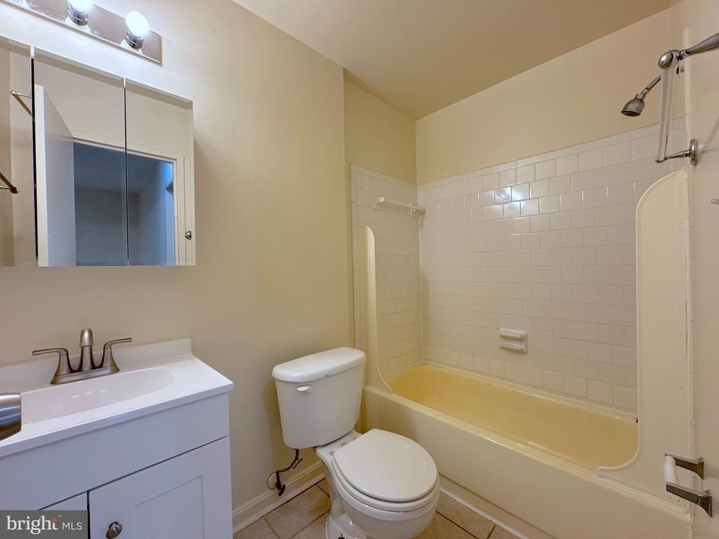 9642 Hagel Cir - Photo 14