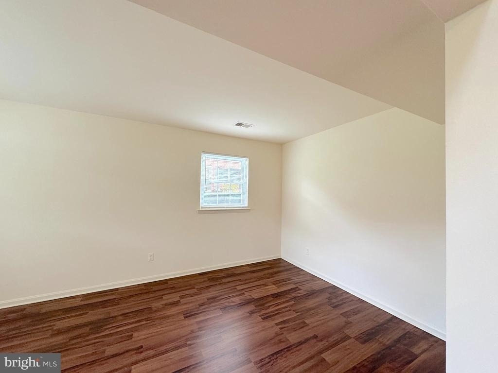 9642 Hagel Cir - Photo 2