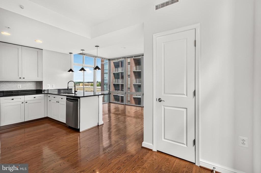 11990 Market Street - Photo 13
