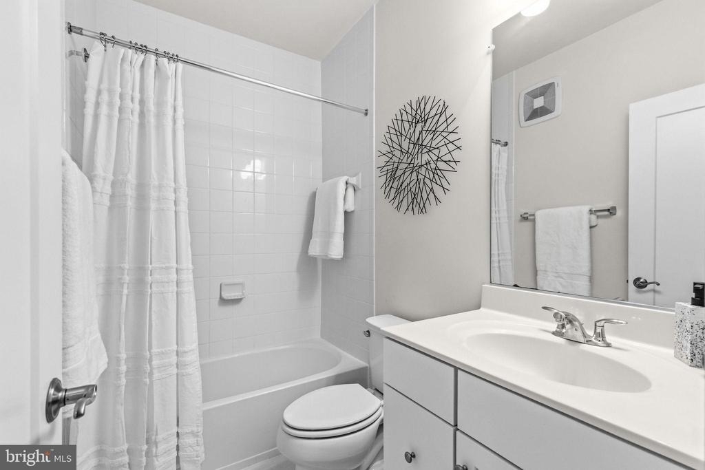 238 Van Buren Street - Photo 23