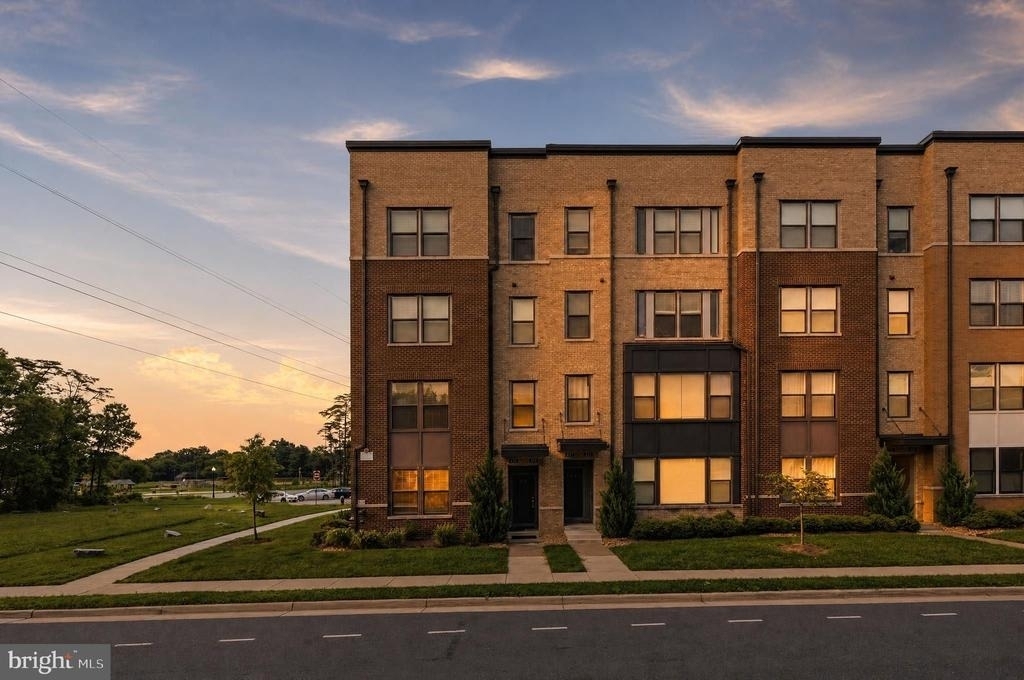 238 Van Buren Street - Photo 39