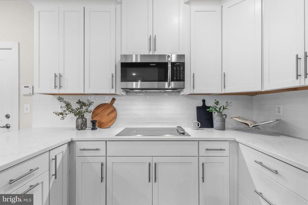 238 Van Buren Street - Photo 11