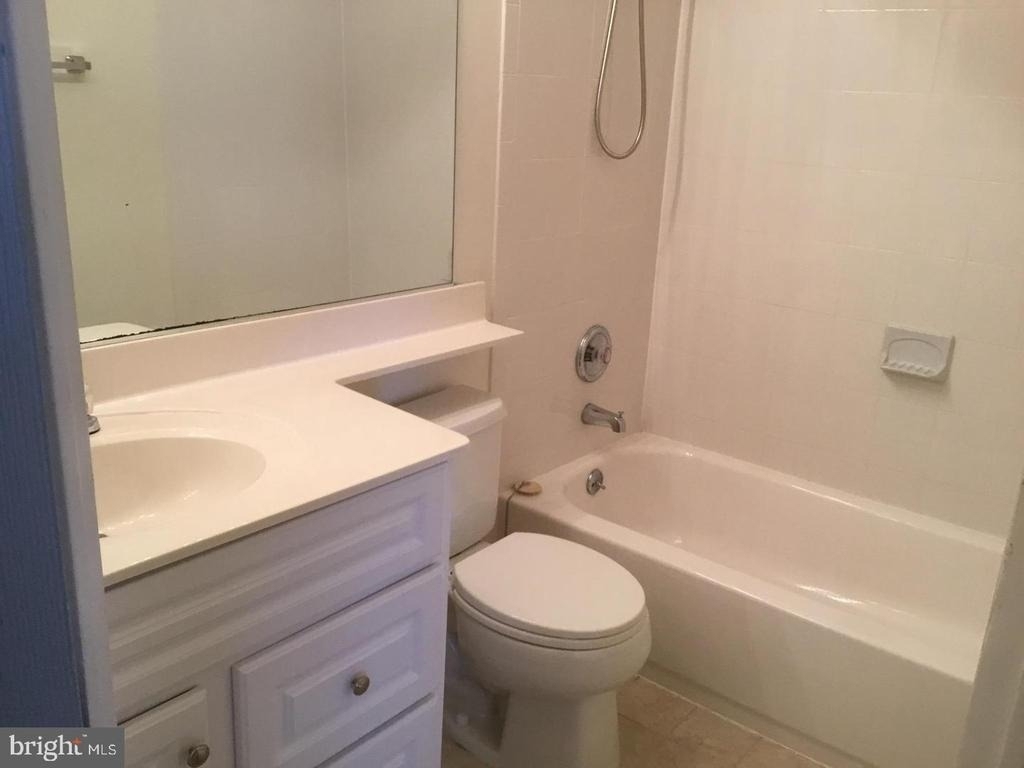 5271 Ballycastle Circle E - Photo 22