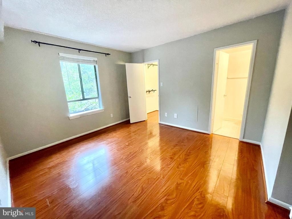 11623 Stoneview Square - Photo 14
