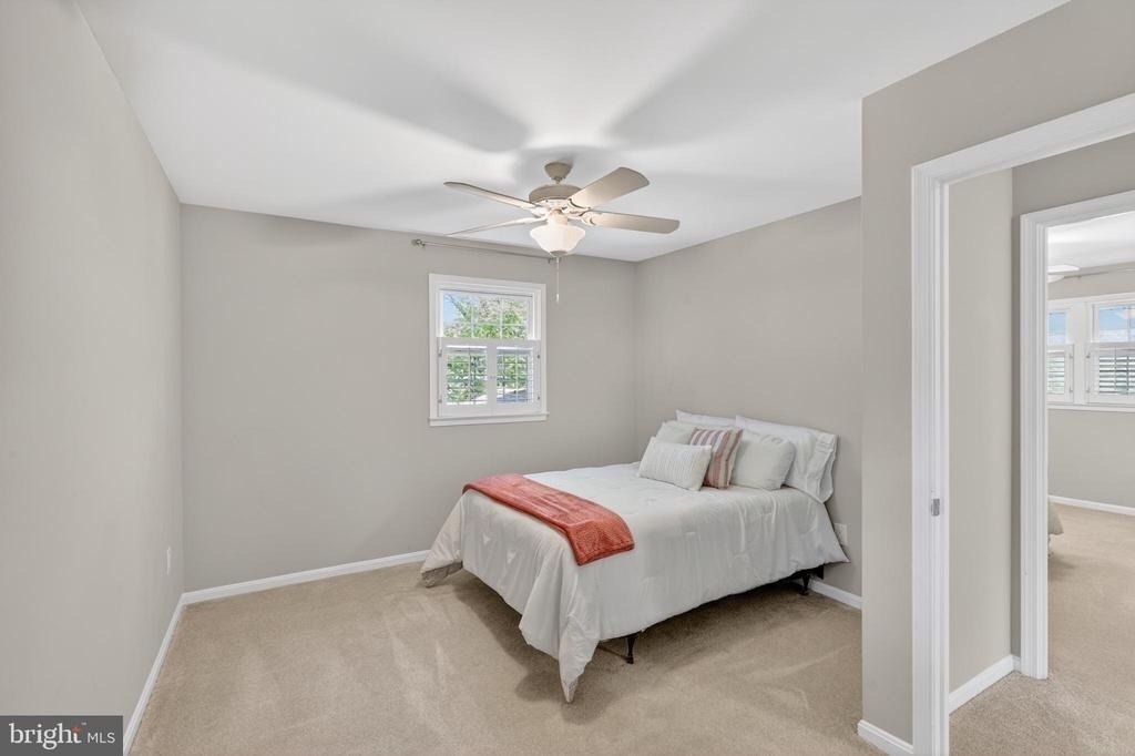 6710 Sydenstricker Road - Photo 19