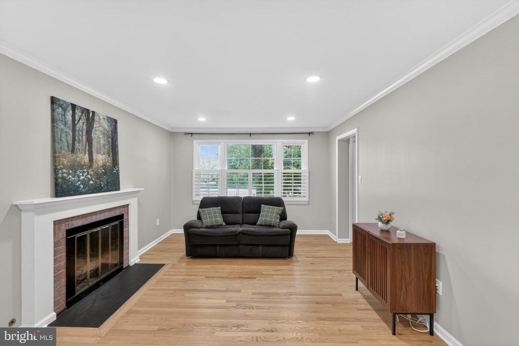 6710 Sydenstricker Road - Photo 14
