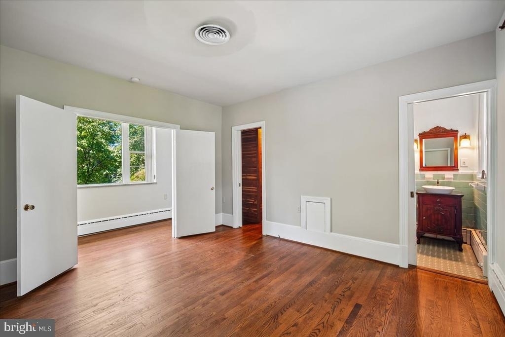 8106 W Boulevard Drive - Photo 19