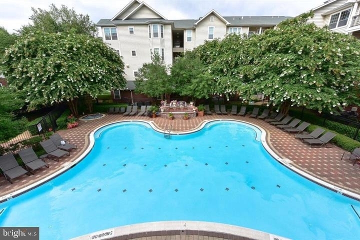 1550 Spring Gate Drive - Photo 17