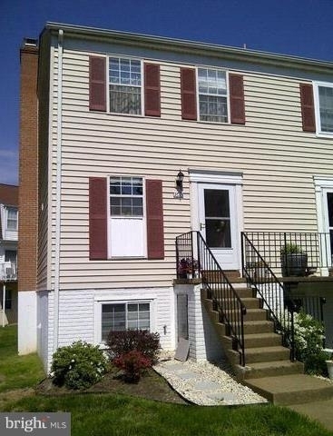 161 Fairfield Drive - Photo 0
