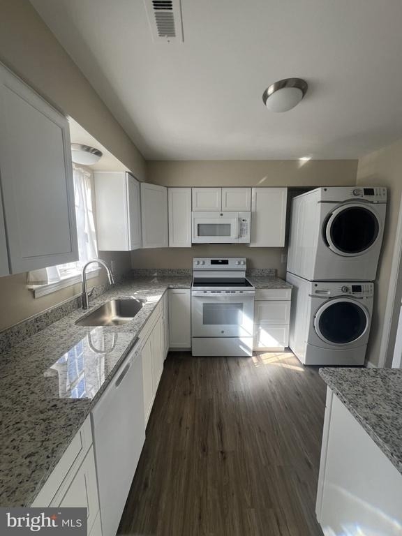 161 Fairfield Drive - Photo 1