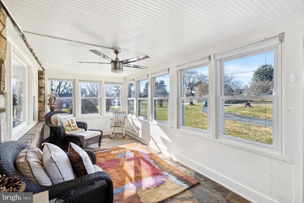 1539 Easton Lane - Photo 13