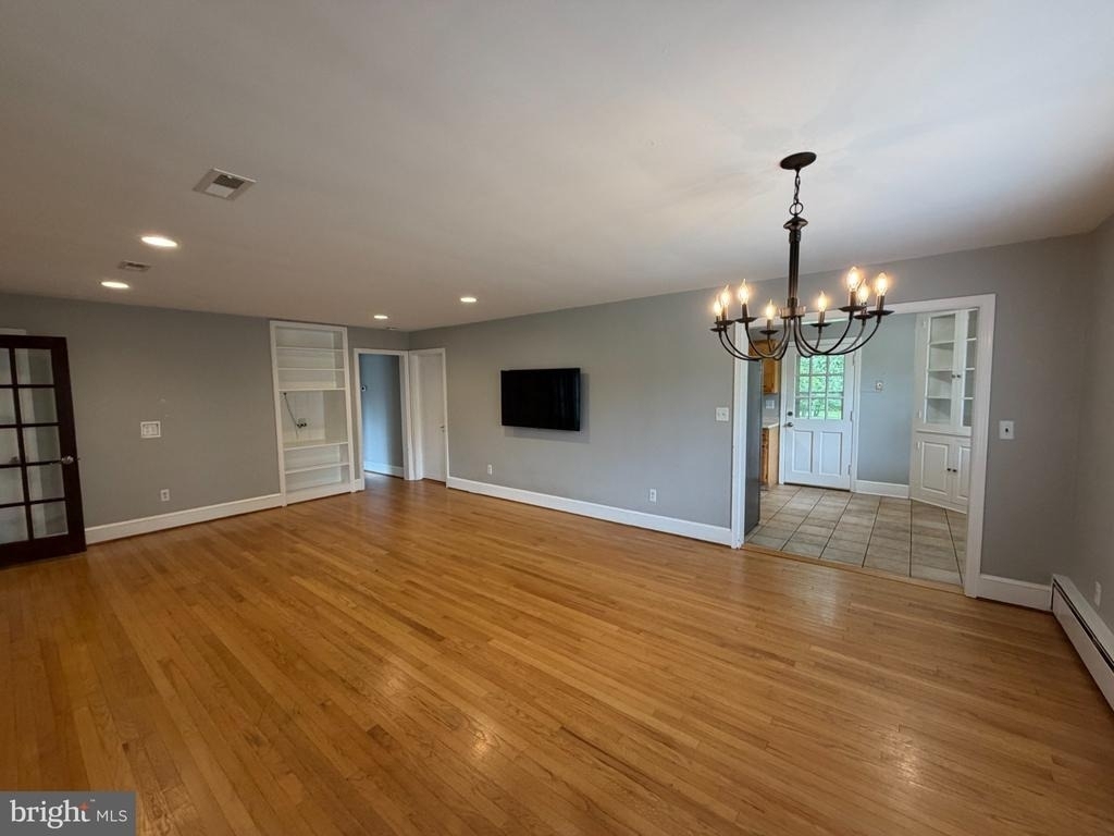 1539 Easton Lane - Photo 19