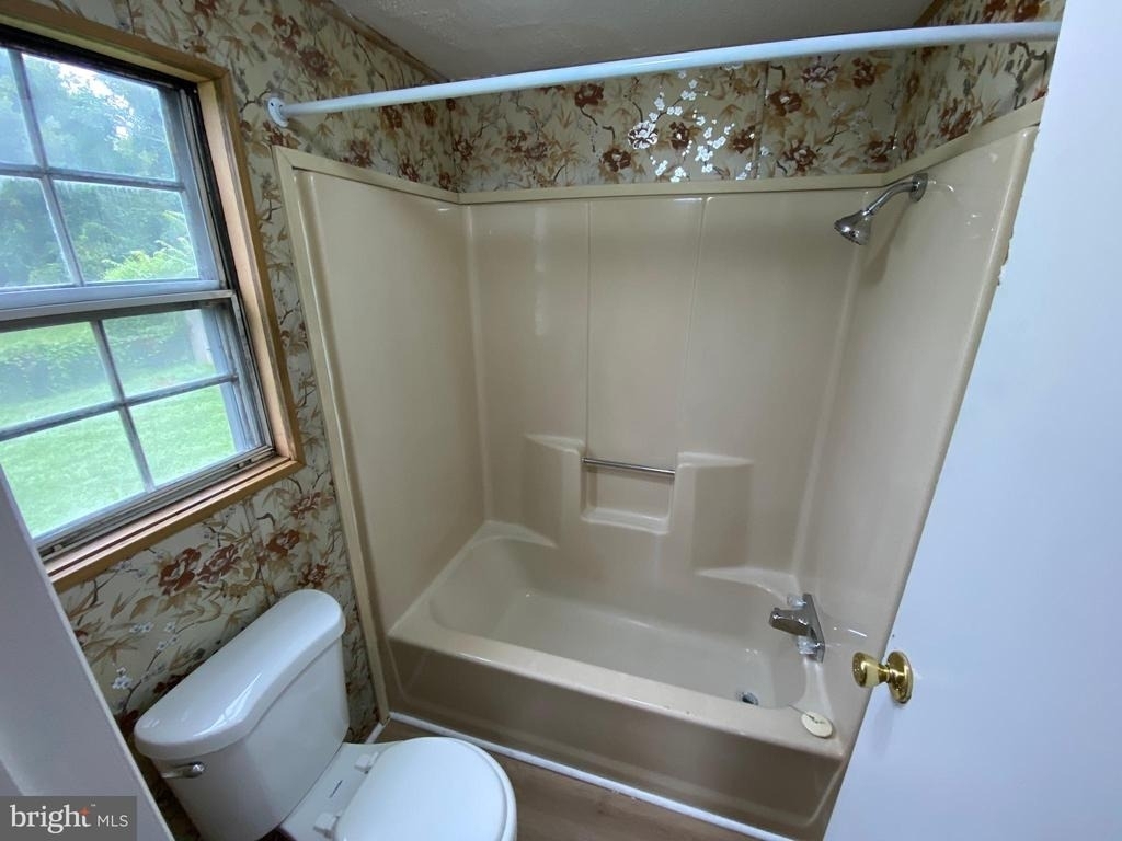 900 White Street - Photo 19